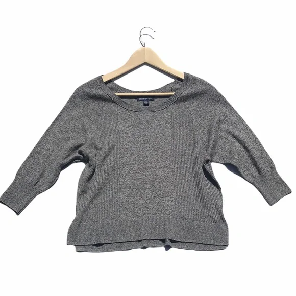 3/$25🍾🍾American Eagle Light Weight Gray 3/4 Sleeve Sweater - Picture 1 of 8